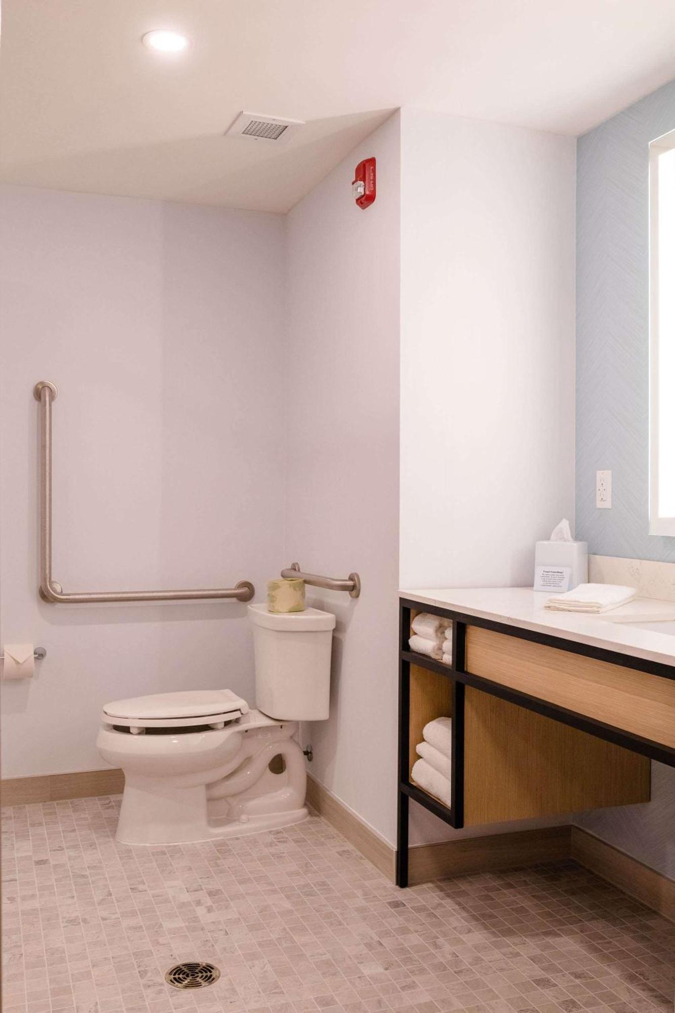 Hilton Garden Inn Sudbury, Ontario, Canada מראה חיצוני תמונה