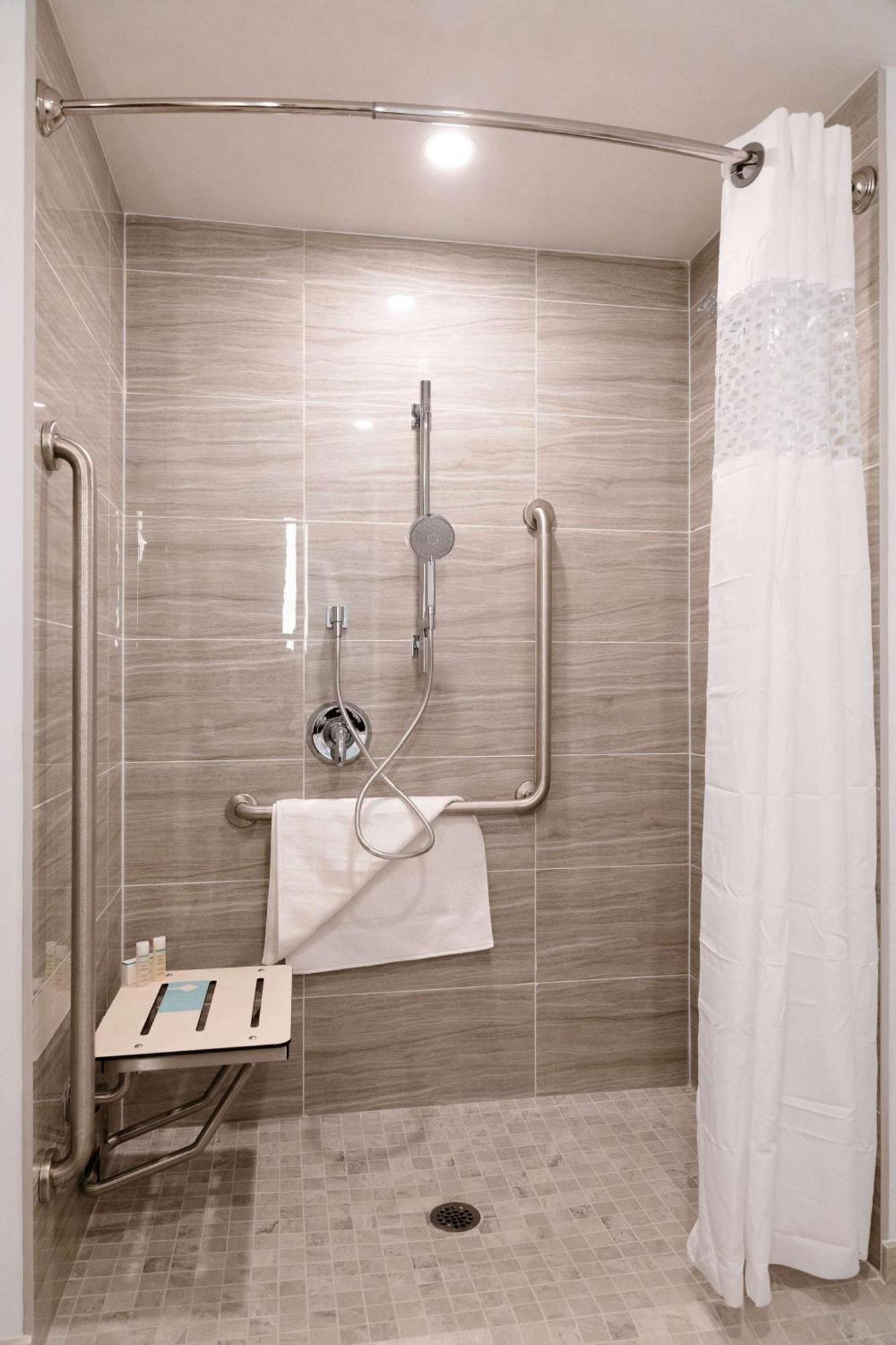 Hilton Garden Inn Sudbury, Ontario, Canada מראה חיצוני תמונה